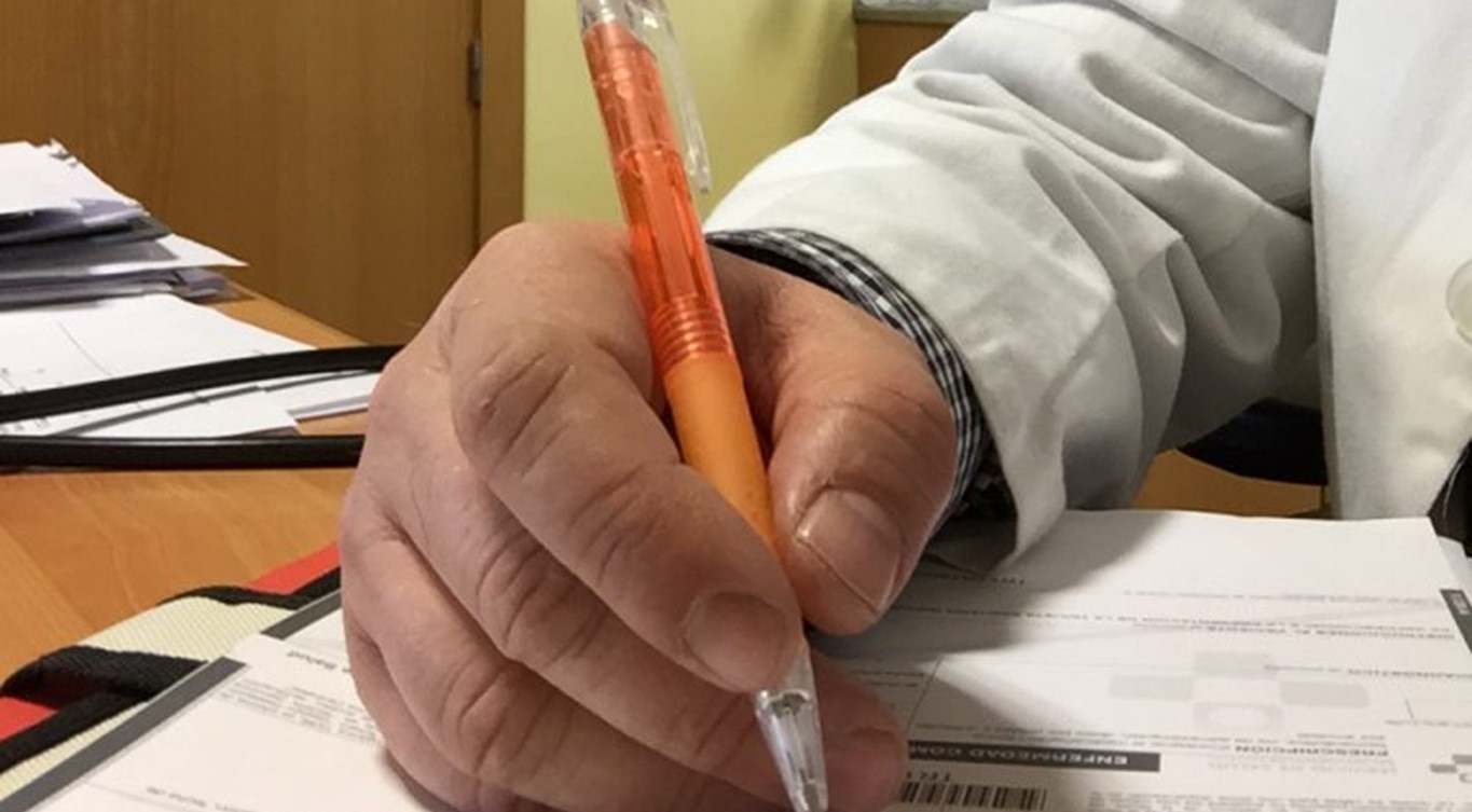 El Ministerio y las Consejerías de Sanidad siguen sin reconocer la capacidad formativa de las enfermeras para prescribir